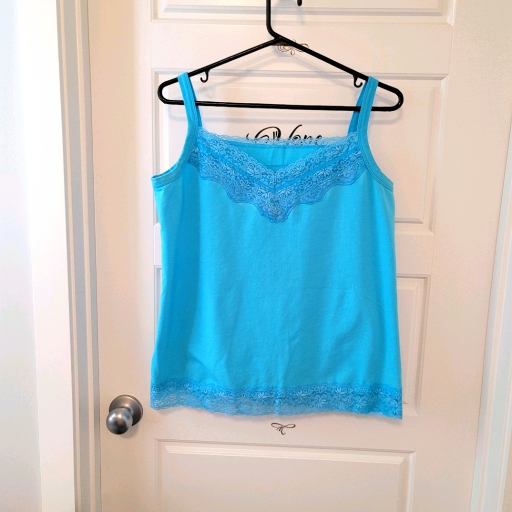 2 Women's tank tops.